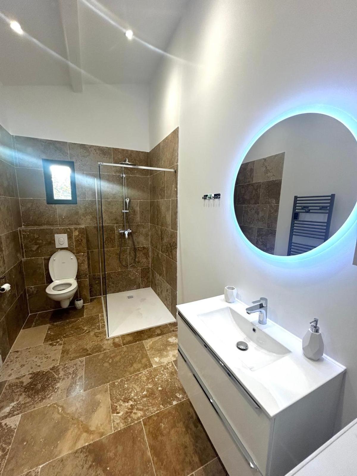 Maison "Cosy" Avec Parking Prive Et Climatisation Nîmes Exteriér fotografie