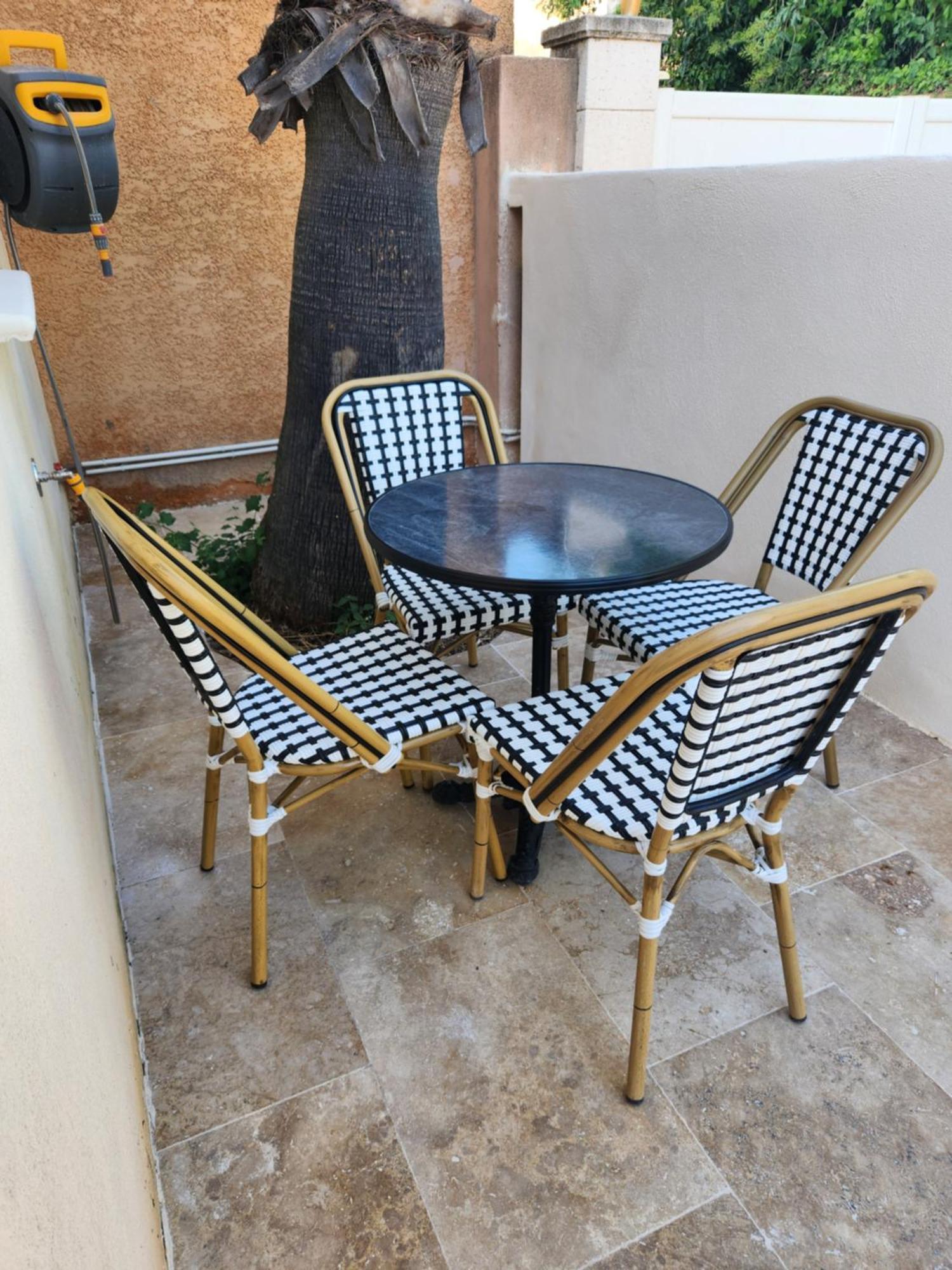 Maison "Cosy" Avec Parking Prive Et Climatisation Nîmes Exteriér fotografie